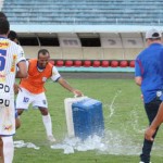 Jogadores e o técnico Paulo Turra comemoram classificação para a Série D. Foto: Andye Iore/ Assessoria de Comunicação Cianorte FC