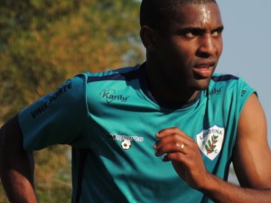 Para Diogo Roque, jogadores do Sub-20 vem para somar. Foto: Site Oficial Londrina Esporte Clube