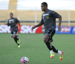 Lins é o artilheiro do Criciúma no Brasileiro. Foto: Site oficial Criciúma.