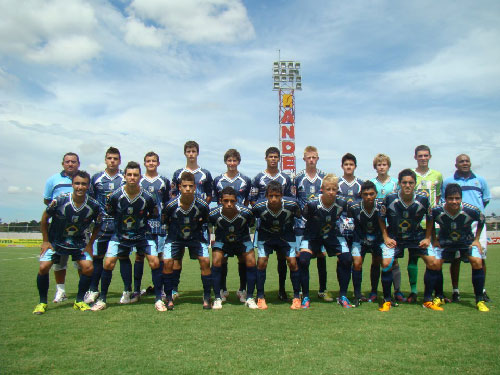 Foz do Iguaçu marca jogo-treino de garotos da base contra equipe amadora