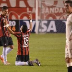 Atlético busca repetir vitória sobre Universitário. Foto: Gustavo Oliveira/Site oficial Atlético.