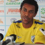 Volante Bidia, um dos destaques alvicelestes. Foto: Site Oficial Londrina Esporte Clube