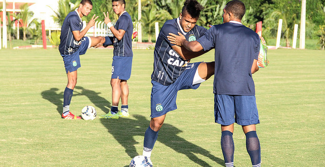 Comprometimento é a aposta da Chape para vencer Corinthians