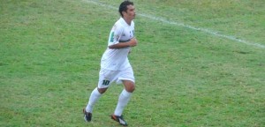 Meia Everlan é o novo reforço colorado. Foto: Inter de Lages / site oficial