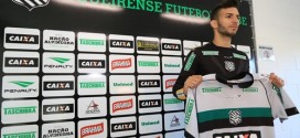 Figueirense apresenta goleiro e confirma jogos-treinos