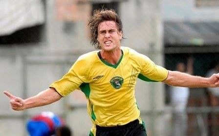 Hercílio Luz apresenta Rodrigo Ludke e faz jogo-treino com a base do Criciúma