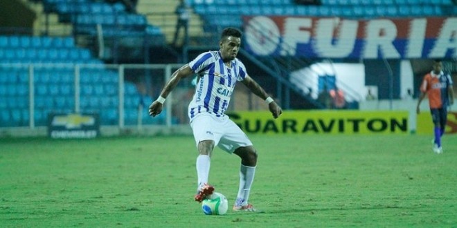 Anderson Lopes comemora bom momento no Avaí