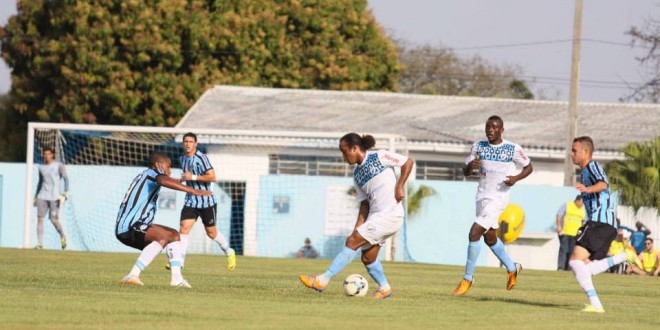 Londrina encara como decisão partida contra Metro