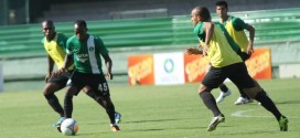 Coritiba vence Foz em jogo-treino no Couto Pereira