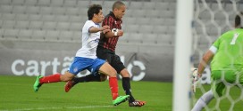 Atlético-PR não reage e vê G4 ficar mais longe