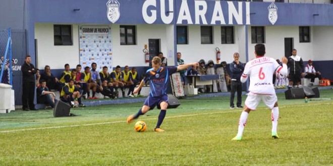 Guarani volta o foco para a Série B recebendo o Caçador