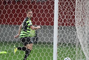 E o poço fica cada vez mais fundo para o Coritiba