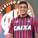 Zé Paulo é o novo reforço do Atlético Paranaense para a sequência do Brasileirão. Foto: Gustavo Oliveira/Site oficial Atlético-PR