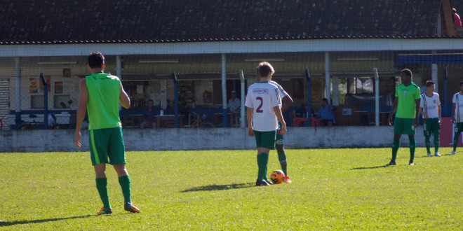 Fluminense treina de olho no próximo adversário
