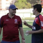 Luciano Gusso com o capitão Lúcio Flávio durante treino do Tricolor paranaense. Foto: Divulgação / Site Oficial Paraná Clube.