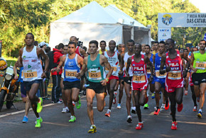 8ª Meia Maratona das Cataratas bate recorde de participantes
