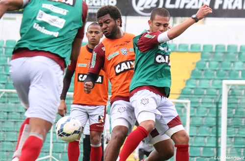 Figueirense diferente por causa de contusões