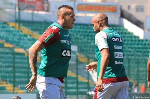 Figueirense viaja para Goiânia com mudanças