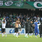 Coritiba garantiu a vitória com Helder e cobrou salários atrasados. Foto: William Bittar / Redação em Campo