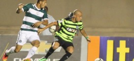 Coritiba perde muitas chances e sai derrotado para a eficiência esmeraldina