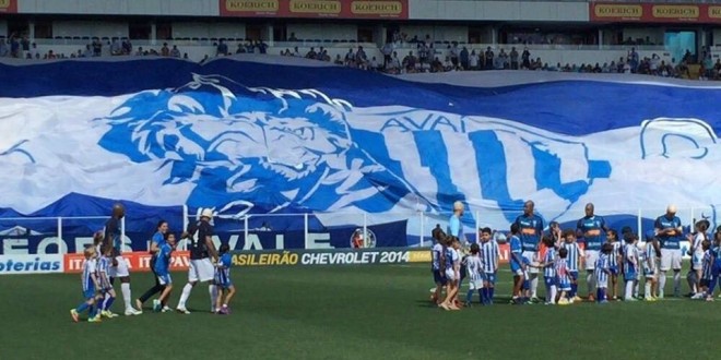 Em jogo morno na Ressacada, Avaí e Criciúma empatam sem gols