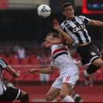 Com um a menos e um segundo tempo movimenado, Figueirense consegue chegar ao empate contra São Paulo. Foto: Divulgação/Site Oficial São Paulo.