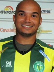 Juninho Tardelli é o 16º atleta, do Avenida para 2015. Foto: Divulgação/Site Oficial do Ypiranga.