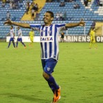 Roberto marcou três gols na Série B do Brasileiro. Foto: Jamira Furlani/Divulgação/Site oficial do Avaí