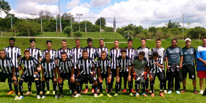 Base do Grêmio Maringá começa os trabalhos para 2015