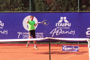 Brasileiro conquista o título do Cataratas Open de Tênis
