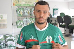 meiaesquerda_sidneibatista_assessoriadeimprensametropolitano