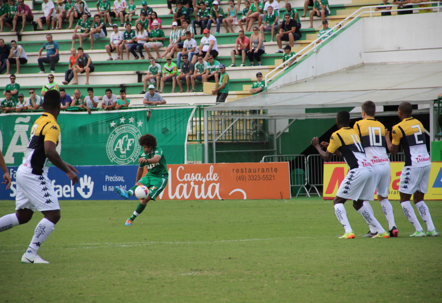 Chapecoense vence e garante vaga direta à Copa do Brasil. Foto: Site Oficial da Chapecoense