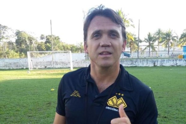 Petkovic estreou com vitória no comando do Criciúma. Foto: Divulgação/Site oficial do Criciúma