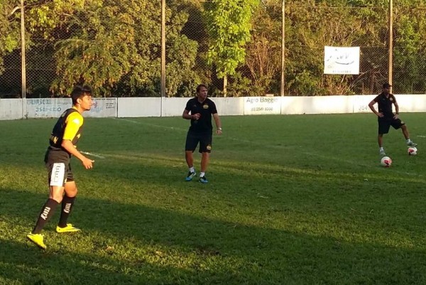 Dejan Petkovic comandou o Tigre pela primeira vez em treinamento. Foto: Divulgação/Site oficial do Criciúma