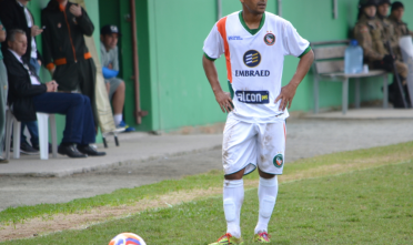 Com o bom momento, torcedores vão até Brusque apoiar equipe. Foto: Rafael Nunes/Site oficial Camboriú