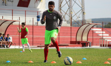 Schwenck participou de cinco partidas pelo Inter, marcando um gol. Foto: Site Oficial Inter de Lages.