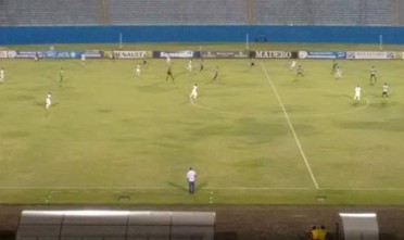 Cambé mandou a partida no Estádio do Café em Londrina. Foto: Rafael Ribeiro