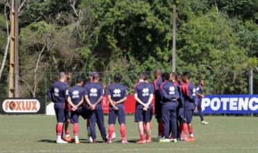 Jogadores durante treino no CT Racco, em Curitiba. Foto: Divulgação / Site Oficial Paraná Clube.