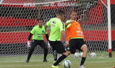 Já em Goiânia, Coritiba treina para mais uma decisão. Se perder, a situação ficará praticamente irreversível. Foto: Site Oficial do Coriitba