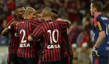 Atlético venceu por 3 a 0. Foto: Gustavo Oliveira/Site oficial Atlético-PR