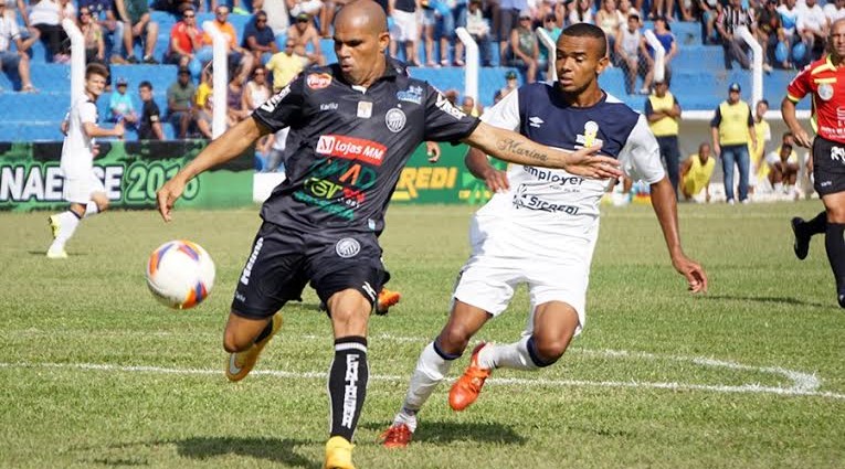 Duelo de campeões neste sábado no Germano Krüger. Foto: Luciano Mendes.