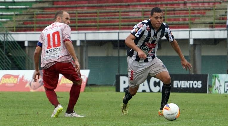 O Operário busca se recuperar no Estadual. Foto: Luciano Mendes.