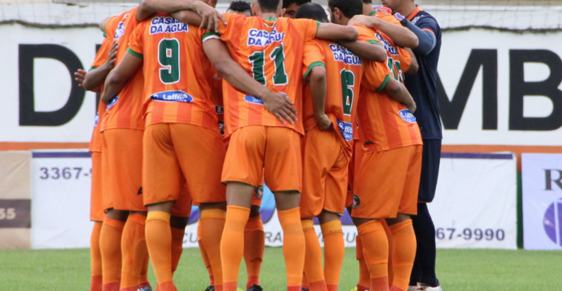 Camboriú foi rebaixado após empate contra o Figueira e vitória do Avaí, na outra partida. Foto: Camboriú oficial