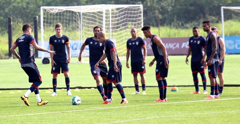 Após boa vitória em casa contra o Paraná, JEC quer conquistar bom resultado fora de casa. Foto: JEC/Oficial
