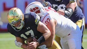 Jack Coan injury update: Notre Dame QB likely out for rest of game vs. Wisconsin